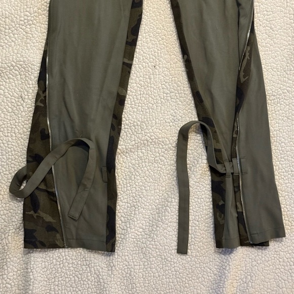 Lulunico by Chicways Camouflage Cargo Pants Army Green Small - Picture 6 of 16